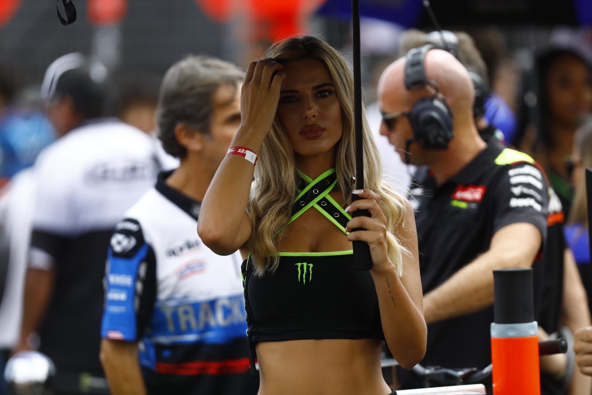 En imágenes | El público vuelve a disfrutar de los mejores motociclistas del mundo en Motorland