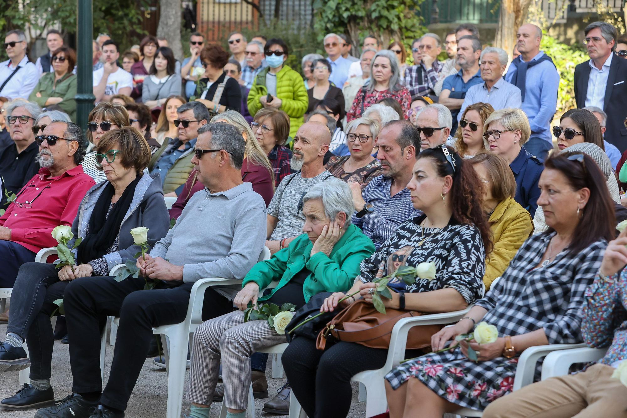 Homenaje a las víctimas de las residencias Domus Vi de Alcoy y Cocentaina