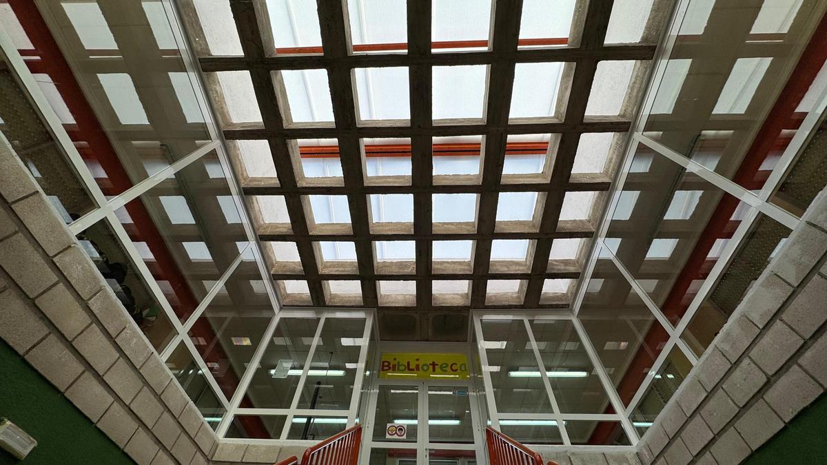 Nuevo lucernario del colegio Juan González.