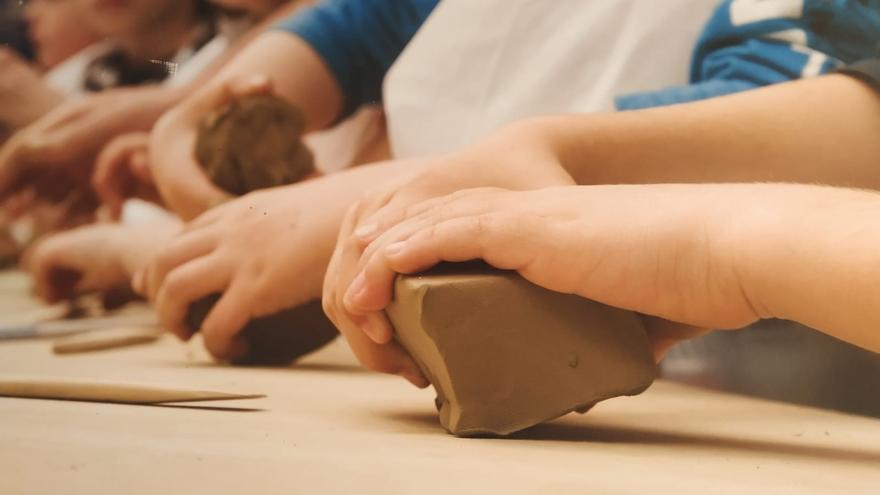 El Taller Escuela Cerámica de Muel celebra este domingo &#039;Urbe de barrio&#039;