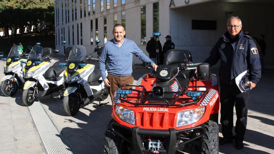 La Policía Local de Benidorm estrena cuatro vehículos para para mejorar la vigilancia en las playas