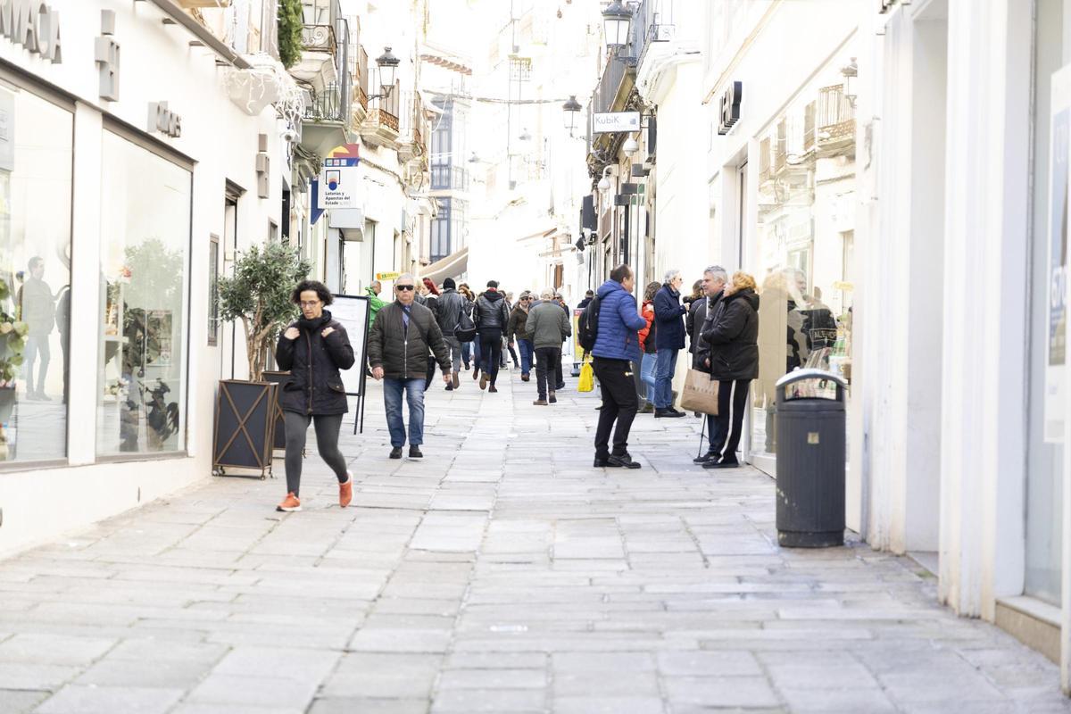 Así se encuentra la calle Pintores actualmente