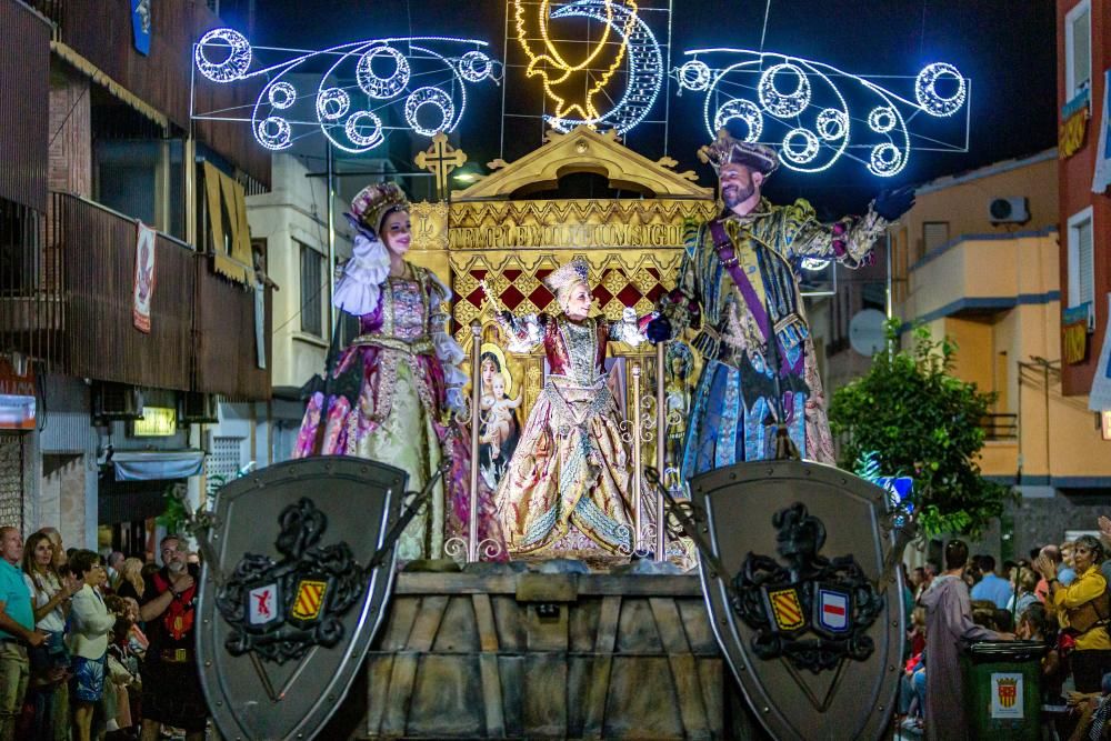 Los Moros y Cristianos de Callosa d''en Sarrià lucen su Entrada Cristiana