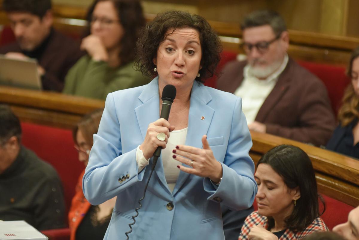 El Govern defensa que el seu pacte amb Acciona rebaixa de 1.400 a 492 milions d’euros el cost de la privatització fallida d’ATLL El Govern defensa que el seu pacte amb Acciona rebaixa de 1.400 a 492 milions d’euros el cost de la privatització fallida d’ATLL