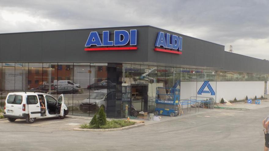 L&#039;edifici que acollirà el nou Aldi de la Pujada Roja