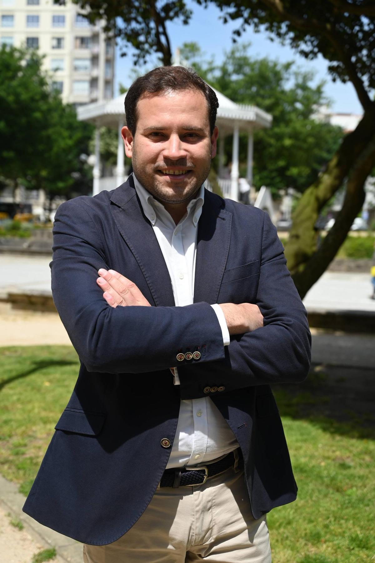 Ao tomar posesión no 2011, Cubela converteuse no alcalde máis novo de Galicia