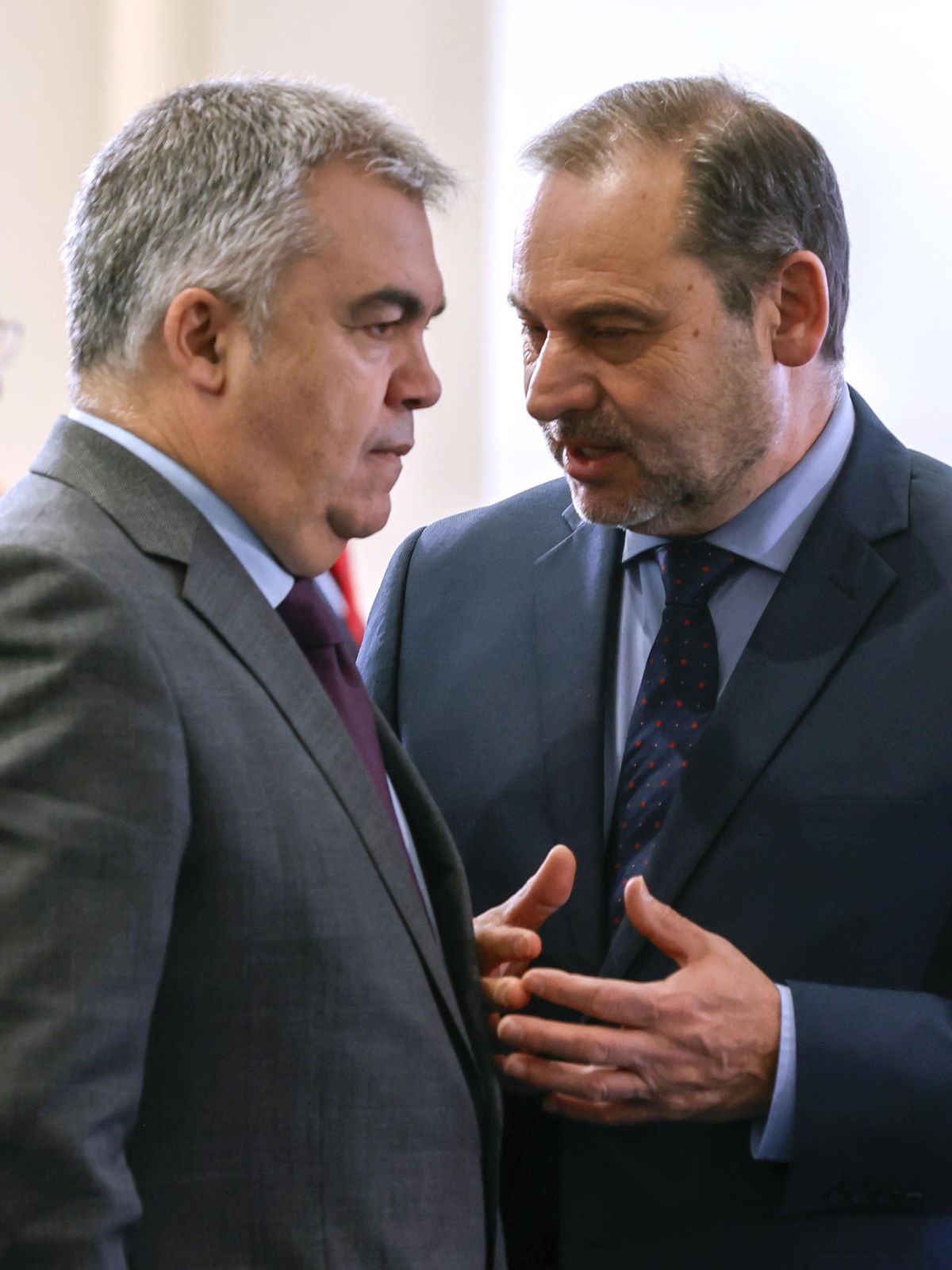 Una grabación implica a Cerdán en el supuesto cobro de comisiones, según varios medios