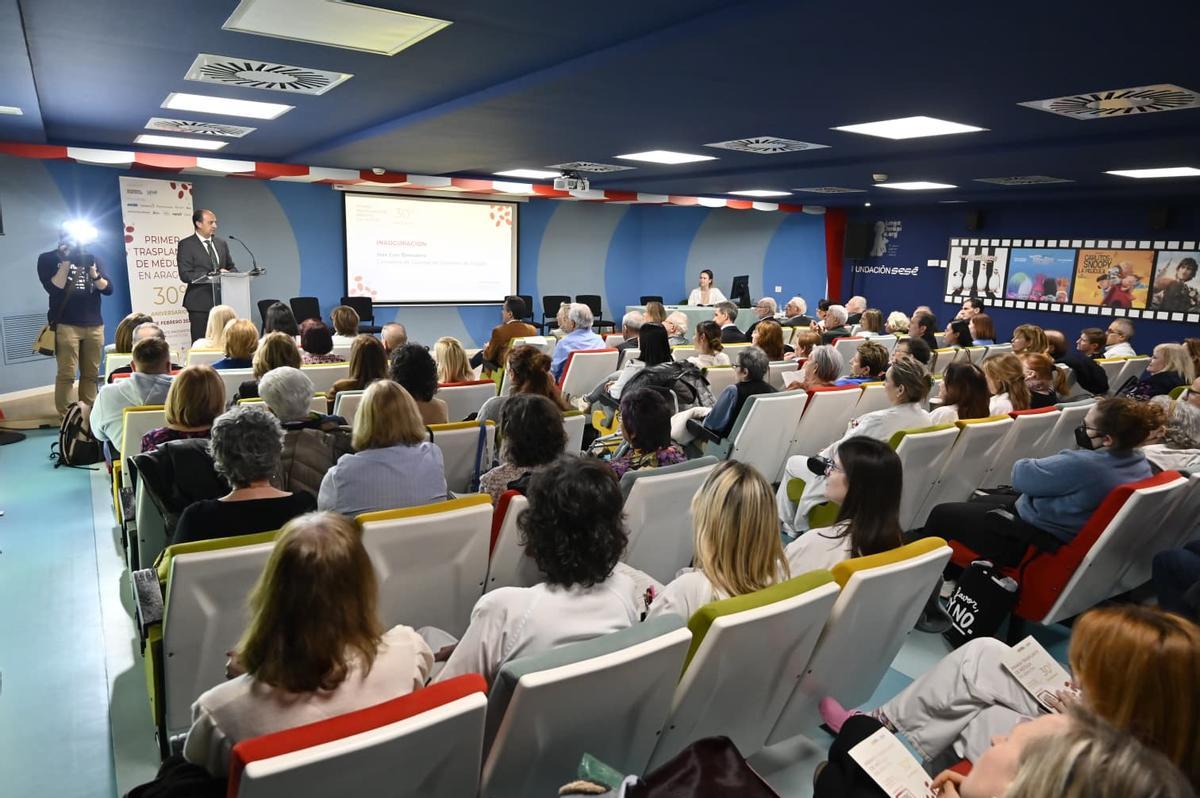 Celebración del 30 aniversario del primer trasplante de médula en el Miguel Servet,