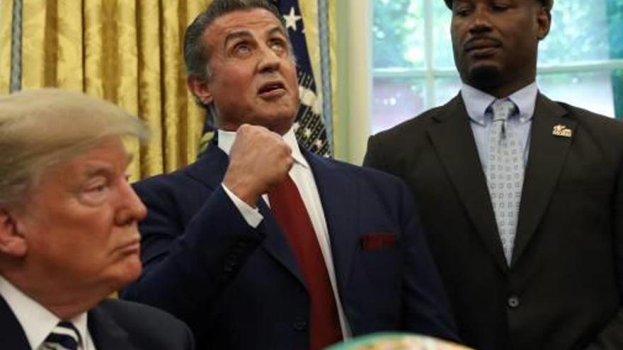 Trump, en una recepció a la Casa Blanca amb Sylvester Stallone