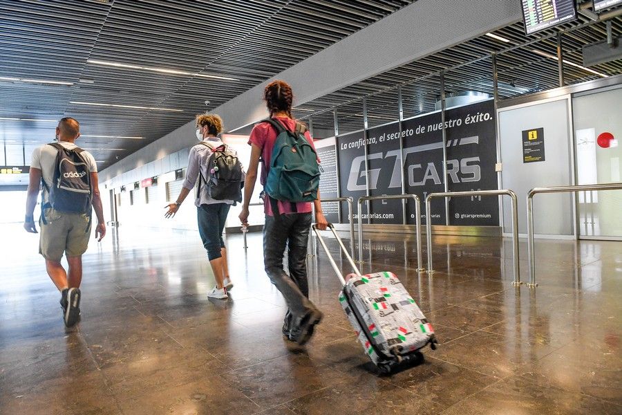 Pasajeros en el aeropuerto de Gran Canaria