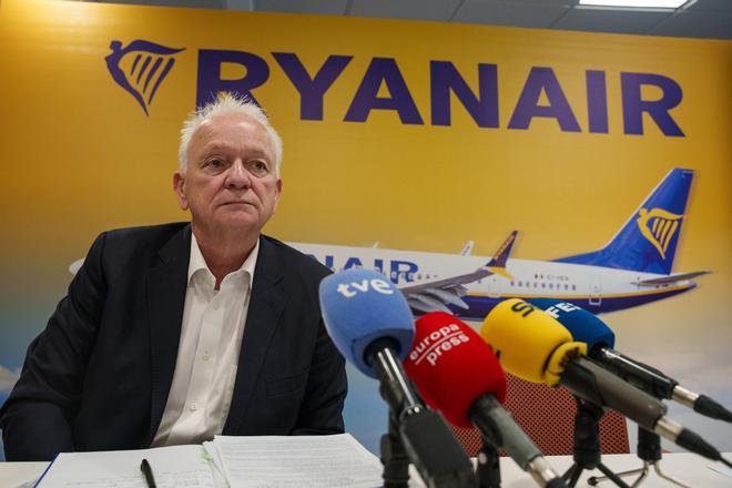 Eddie Wilson (Ryanair): "Los aeropuertos españoles que queremos están llenos y los que están vacíos son demasiado caros"