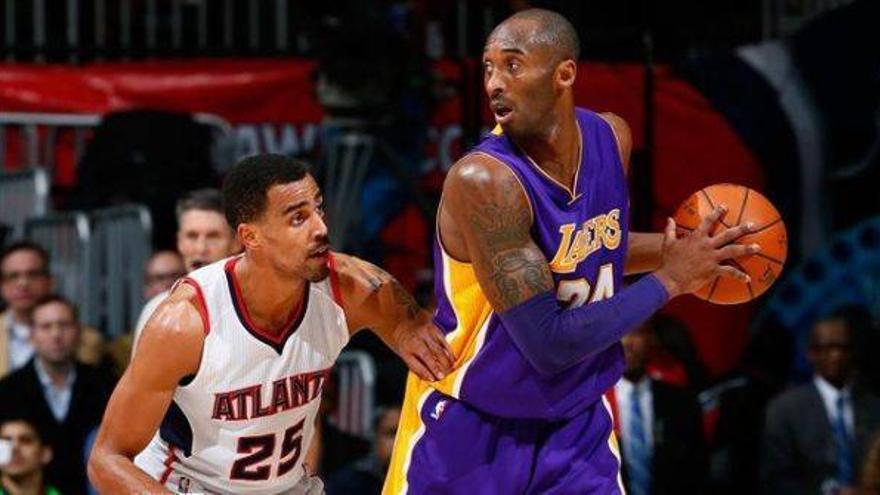 Kobe Bryant alcanza los 32.000 puntos