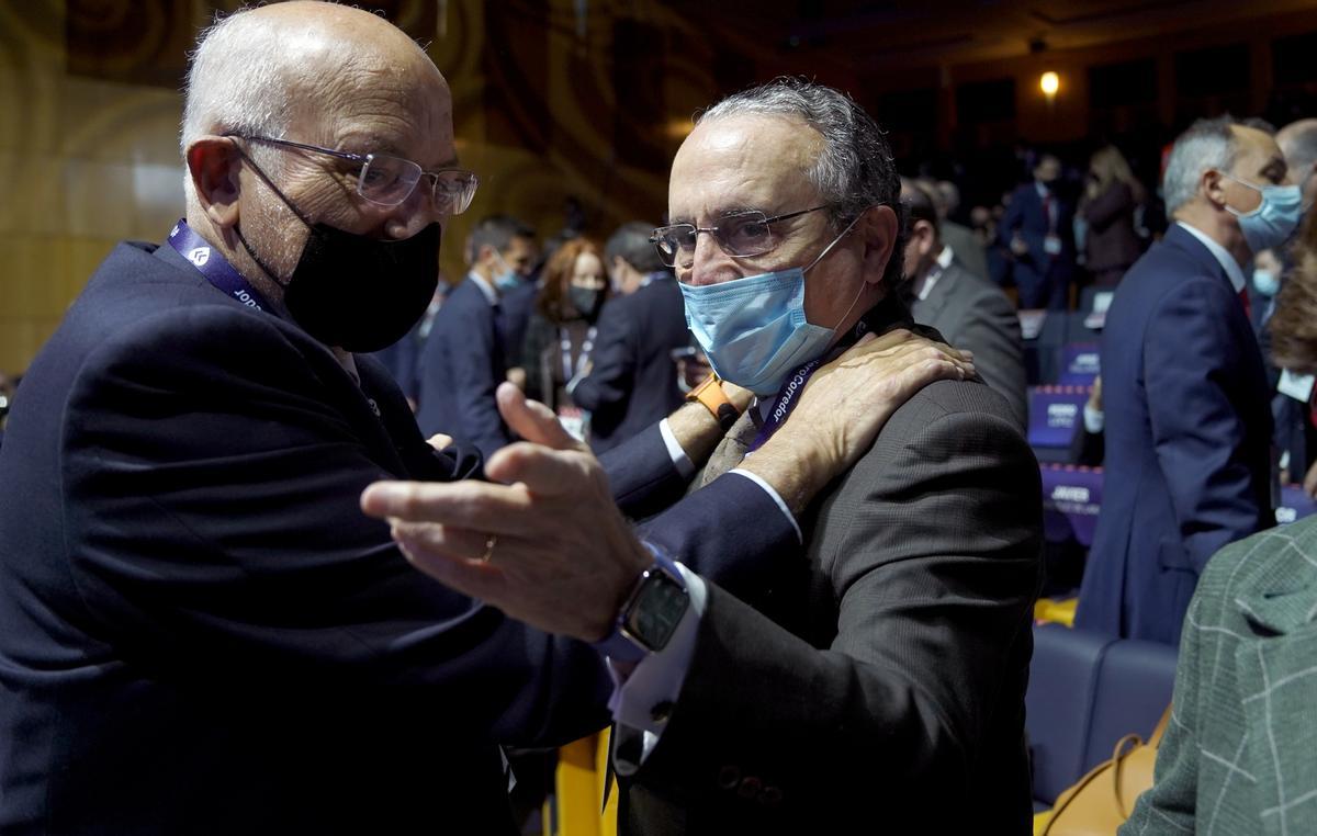 Más de 1.300 empresarios advierten al Gobierno que la falta del Corredor Mediterráneo lastra la economía de toda España.