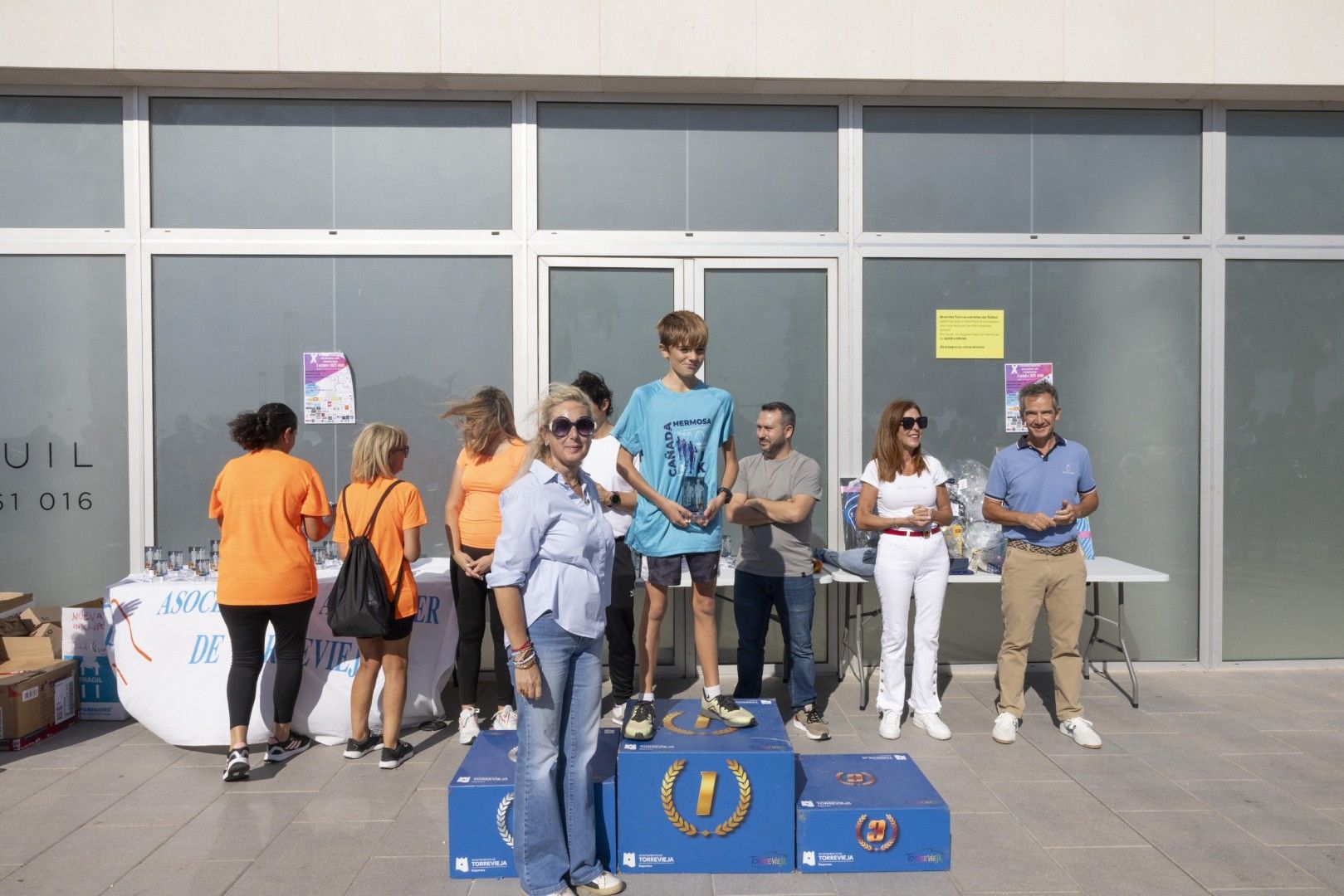 Así fue en imágenes una nueva edición de la carrera solidaria de AFA Torrevieja