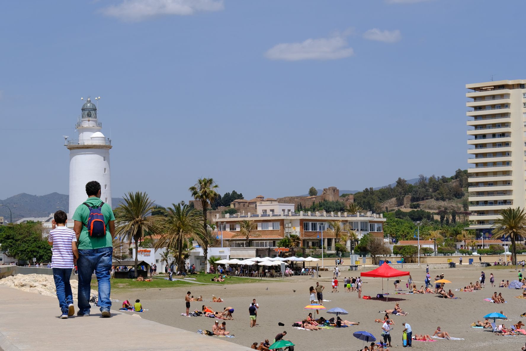 Día de sol y playa en el puente de mayo en Málaga