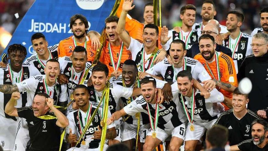 Cristiano se lleva su primer título en Italia al ganar la Supercopa