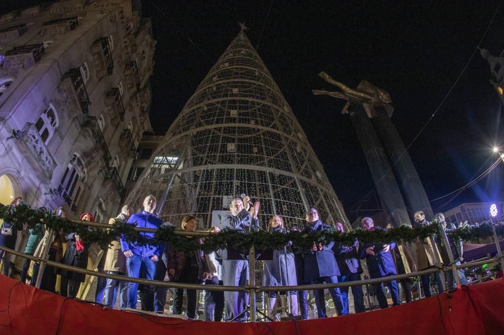 El año que los vigueses vivieron masivamente la Navidad