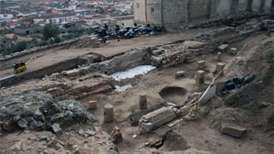 La segunda fase de la excavación del Teatro Romano de Medellín preparará el recinto para ser visitado