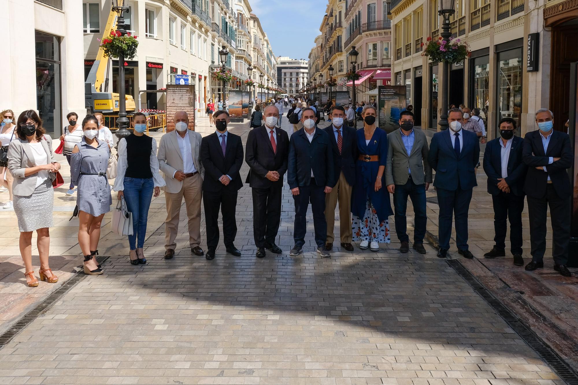 Exposición fotográfica 'Málaga Inspira', en la calle Larios