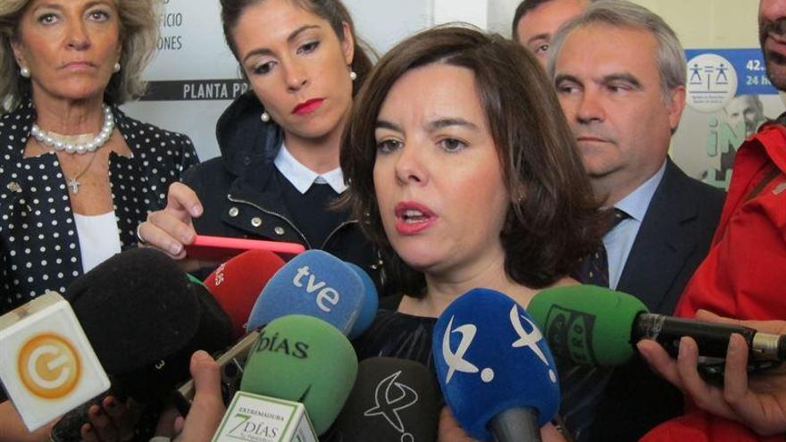 Sáenz de Santamaría destaca que el PP ofrece al PSOE un &quot;gobierno de coalición&quot;