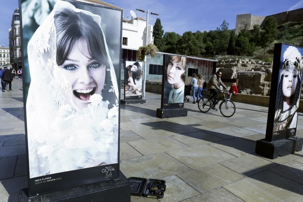 Exposición sobre Pepa Flores en la calle Alcazabilla.