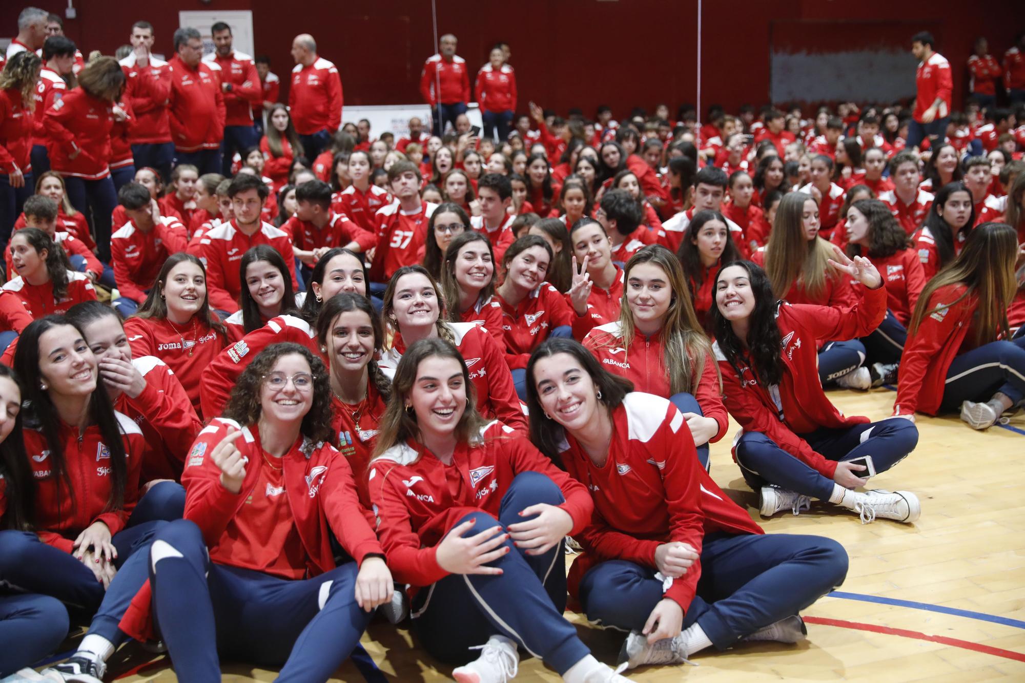 EN IMÁGENES: El Grupo Covadonga presenta sus 27 selecciones deportivas