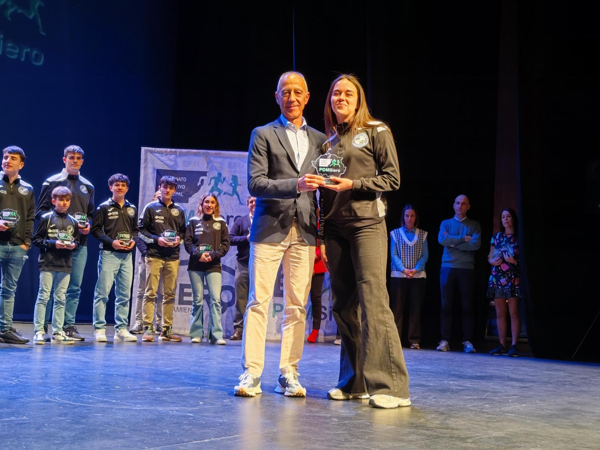 Siero premia el esfuerzo de una vida saludable: así fue la Gala del Deporte