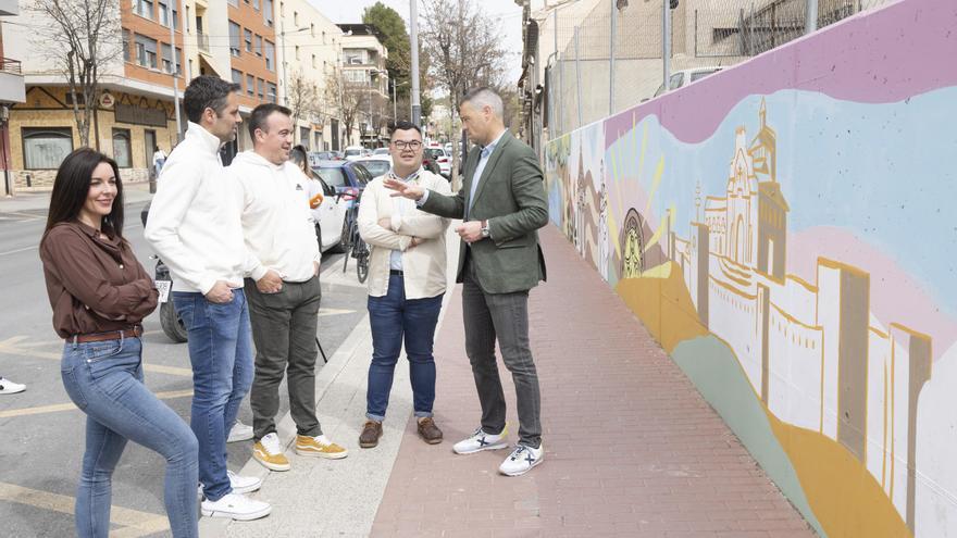Caravaca continúa su apuesta por el arte urbano para embellecer espacios con la creación de un nuevo mural