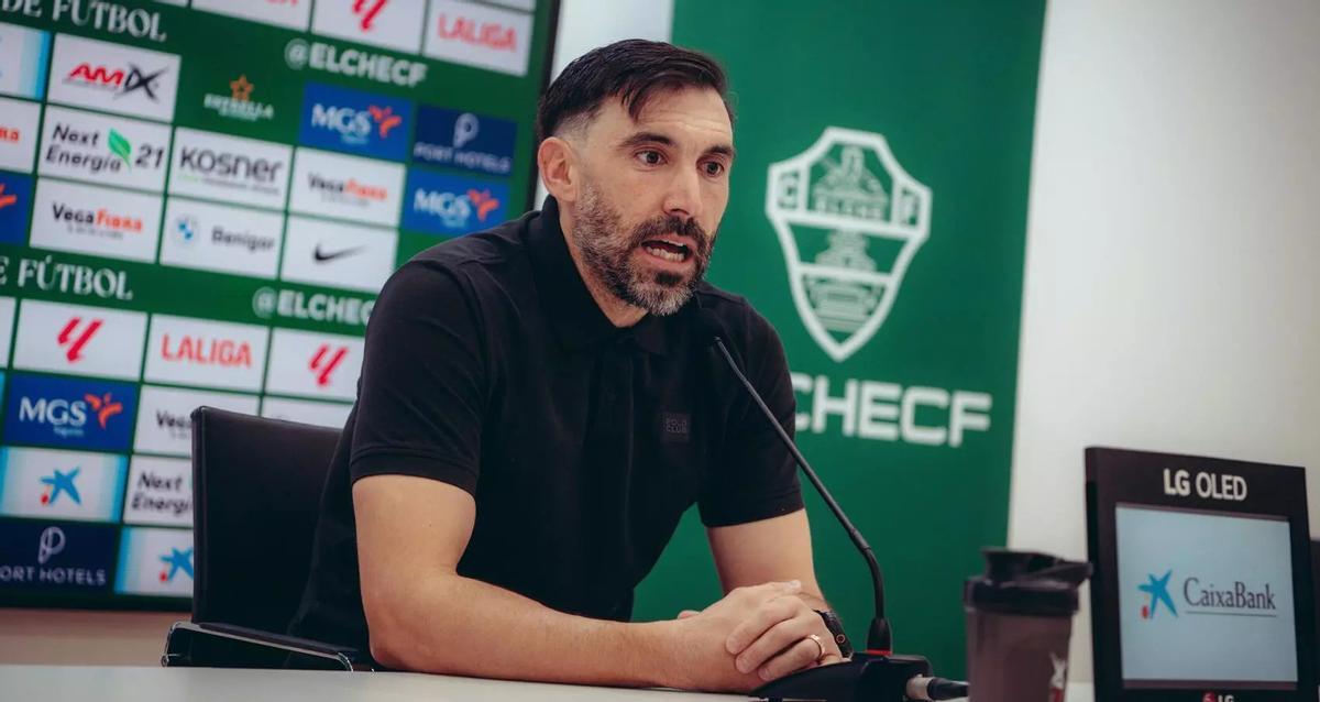 Sarabia, durante una respuesta.