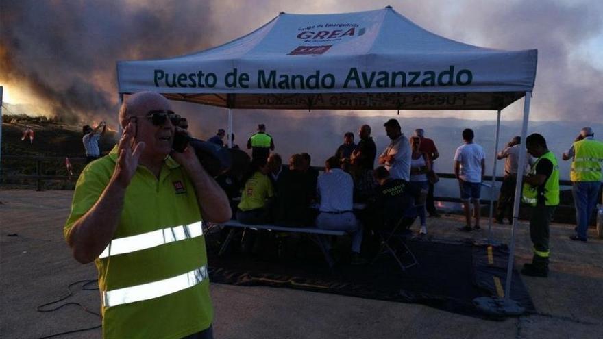 Cortados 20 kilómetros de carretera por un incendio en Riotinto