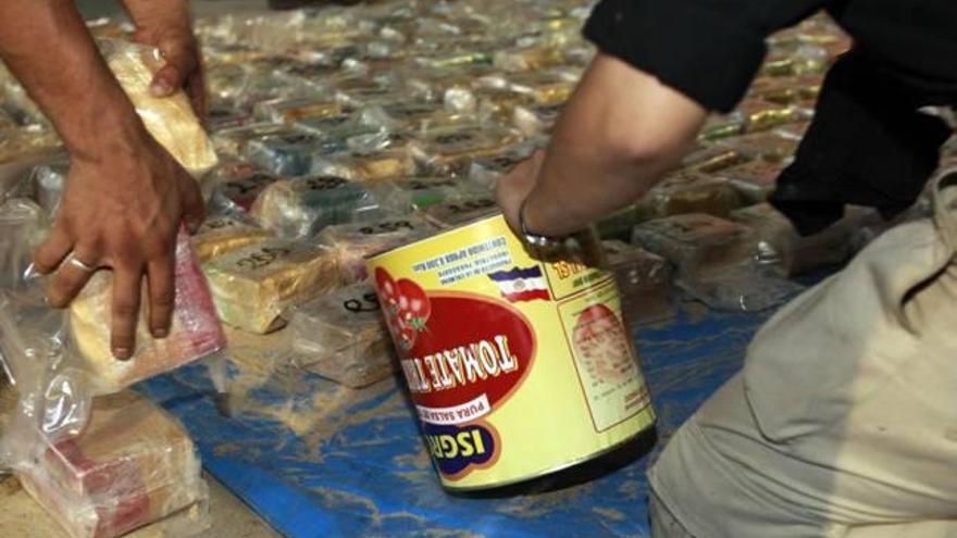 Encuentran 338 kilos de cocaína en latas de tomate con destino a Málaga