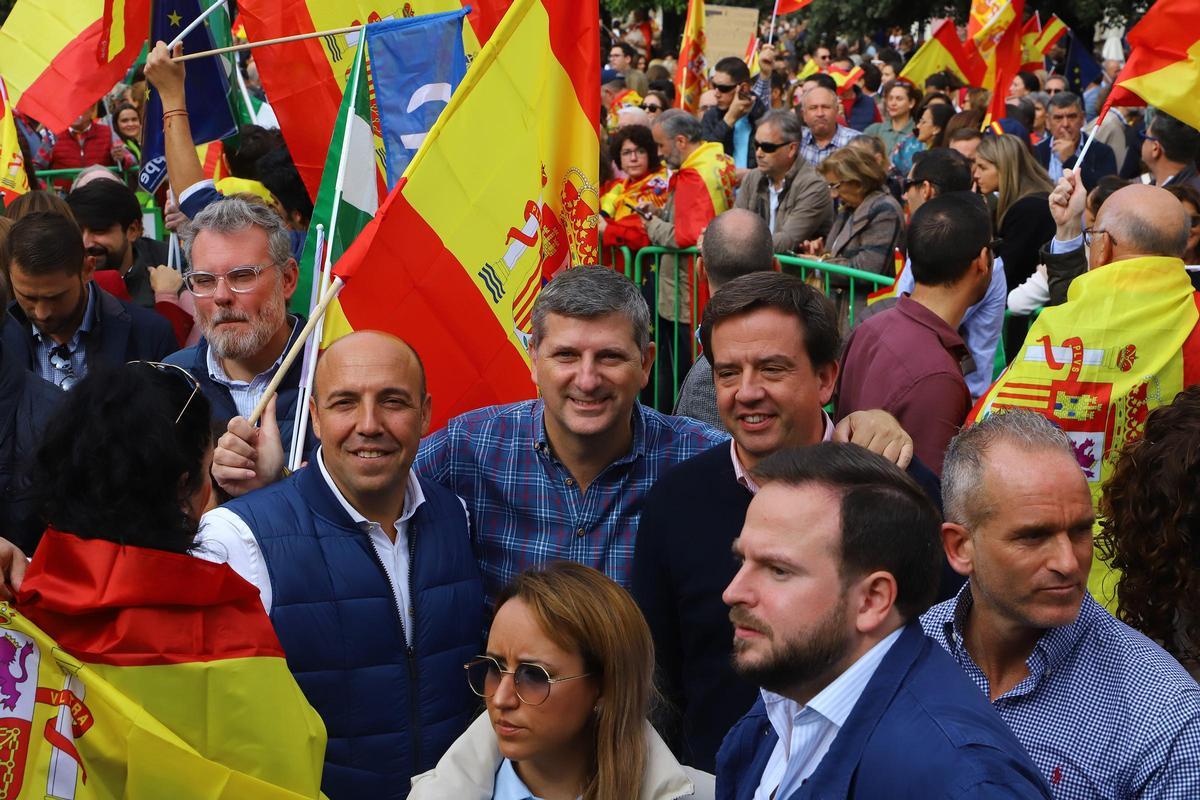 El PP de Córdoba congrega en Las Tendillas a miles de personas contra la amnistía