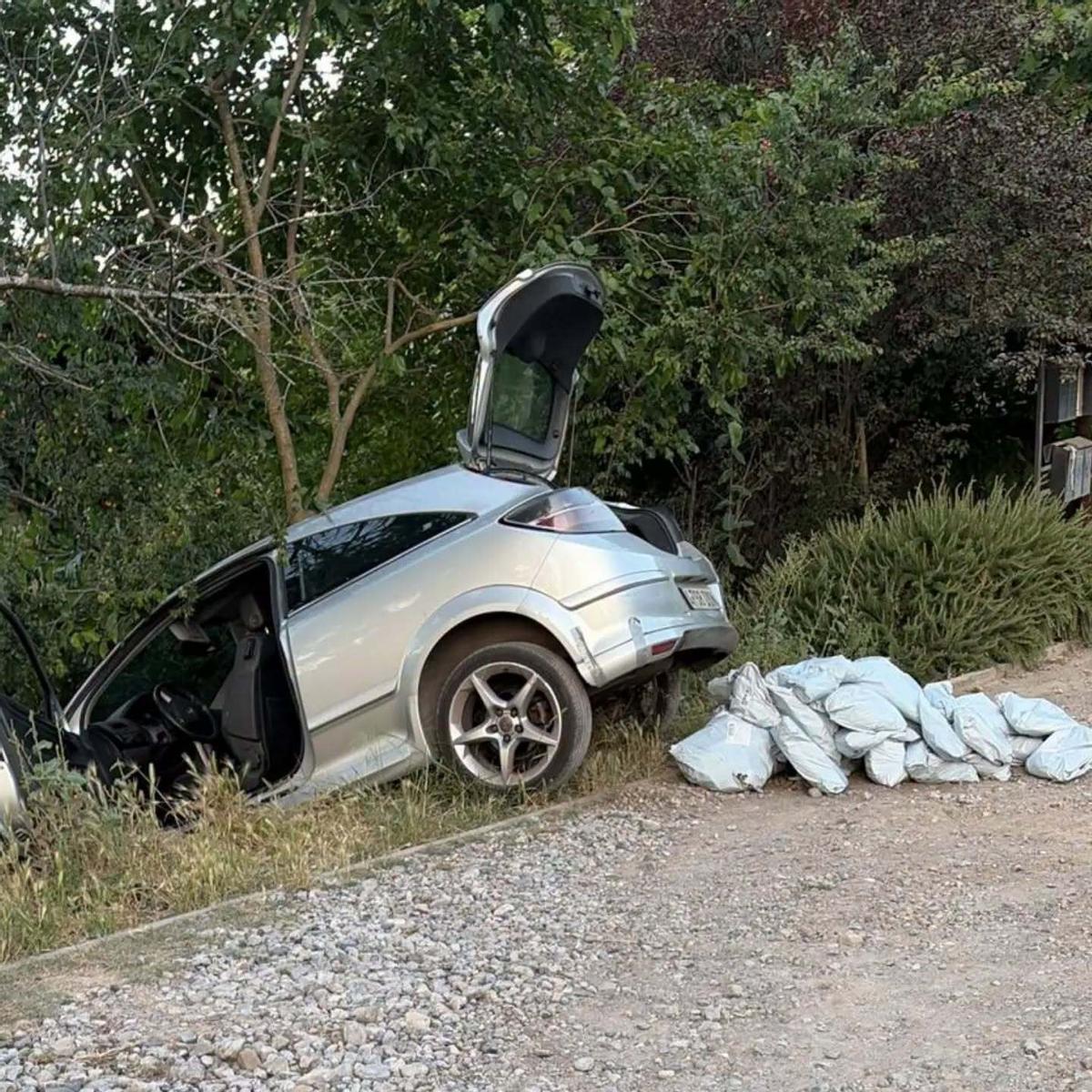 El vehicle que va protagonitzar la persecució de Santa Pau.