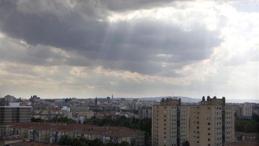 Tendencia a intervalos nubosos con precipitaciones en la mitad norte