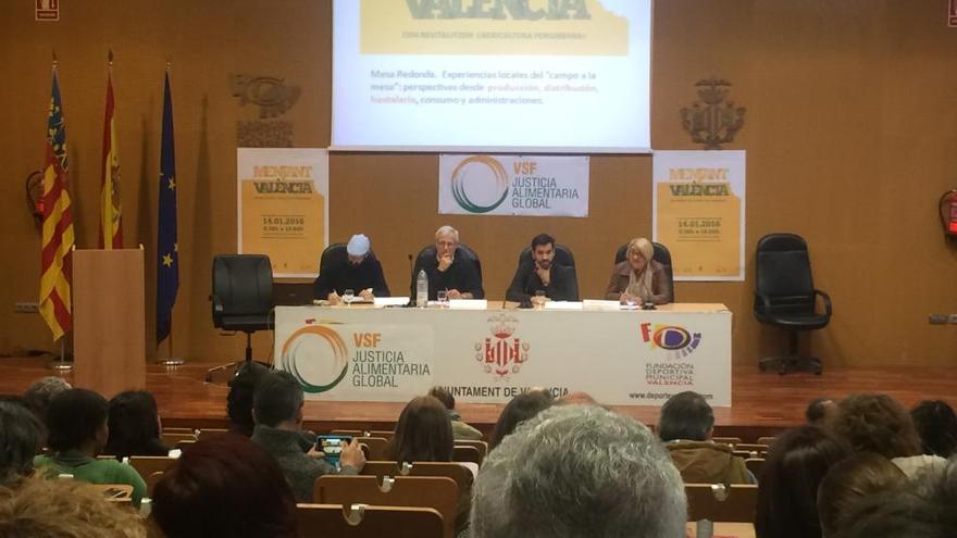 La jornadas se han inaugurado con la charla &quot;Menjant València&quot;