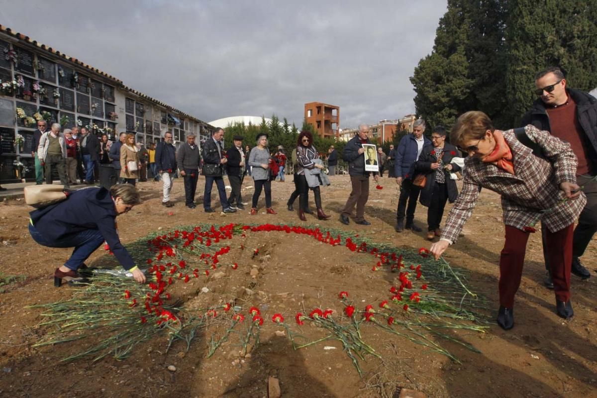 Reivindican la memoria de las víctimas del franquismo en el Día de los Derechos Humanos