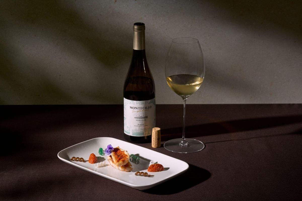 Salmonetes con fusili de salsas y escabeche de plancton