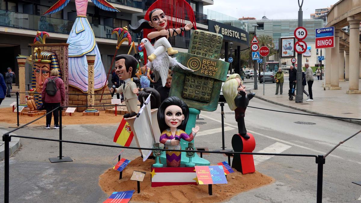 El premio al monumento infantil ha sido para la Falla Benidorm, por su Benidorm Fest
