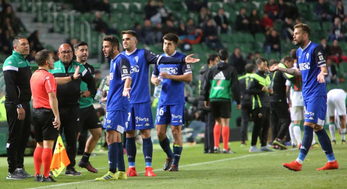 Las imágenes del Elche-Córdoba C.F.