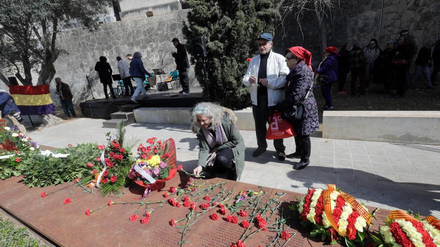 Cort defiende que no ha organizado el homenaje a los represaliados del franquismo porque nadie se lo ha pedido