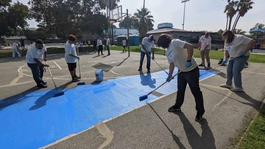 Pavimentar las calles con colores claros reduce el calor en las ciudades