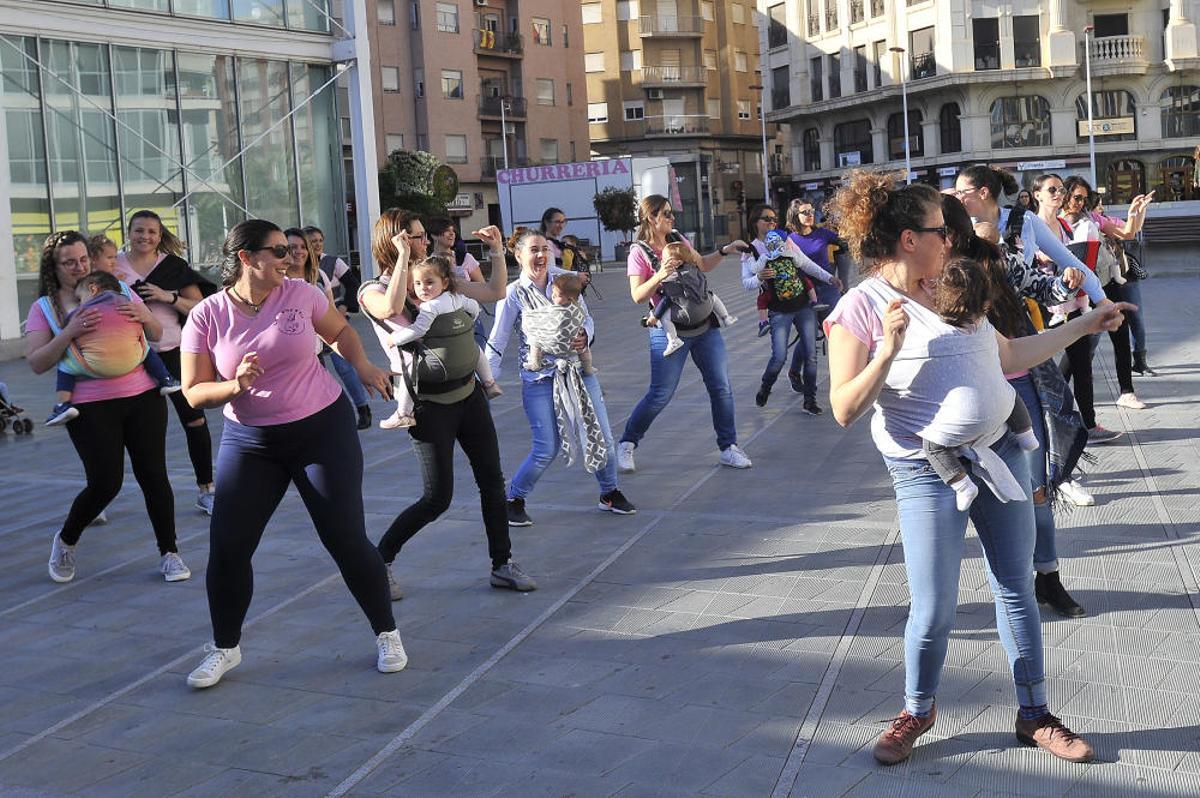 Tetada del 8M en Elche