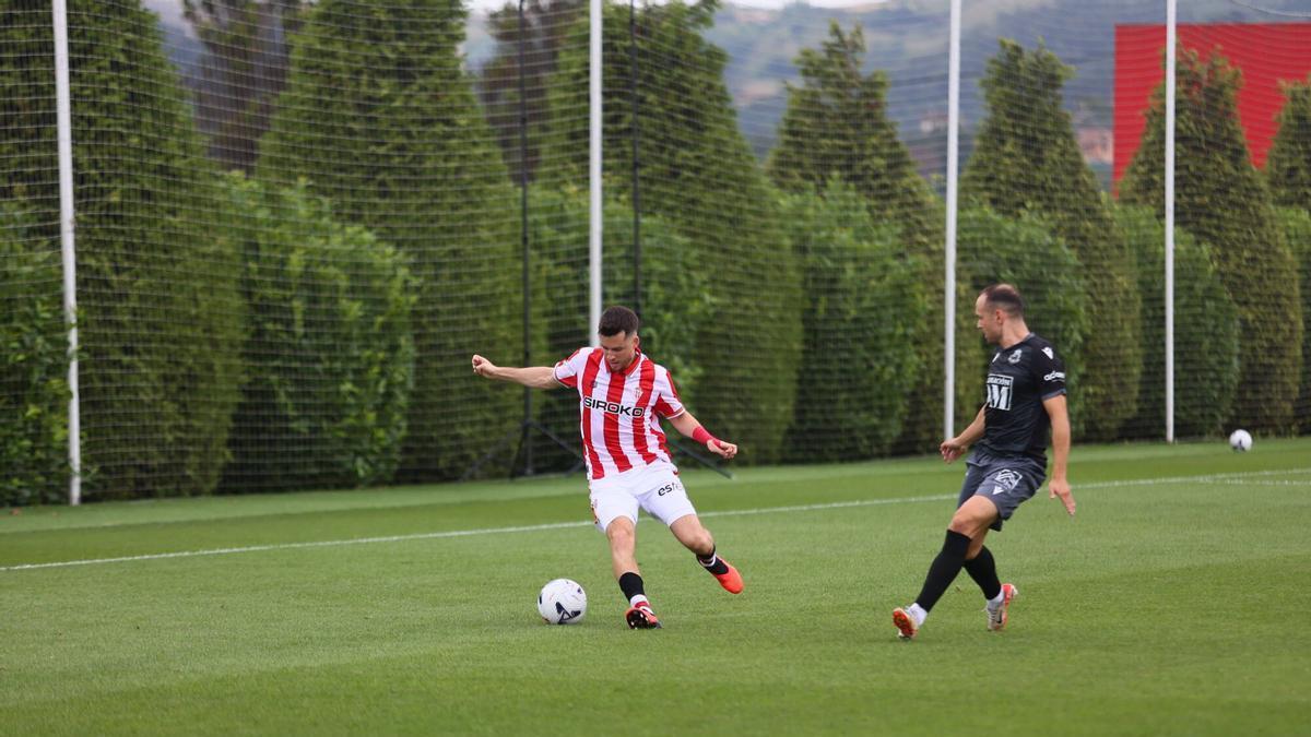 Amistoso contra la RS Gimnástica de Torrelavega