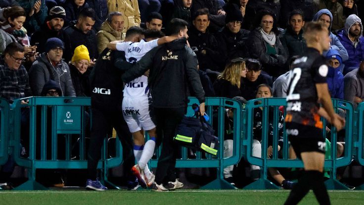 Keidi Bare, tras sufrir la lesión el martes en la Copa.