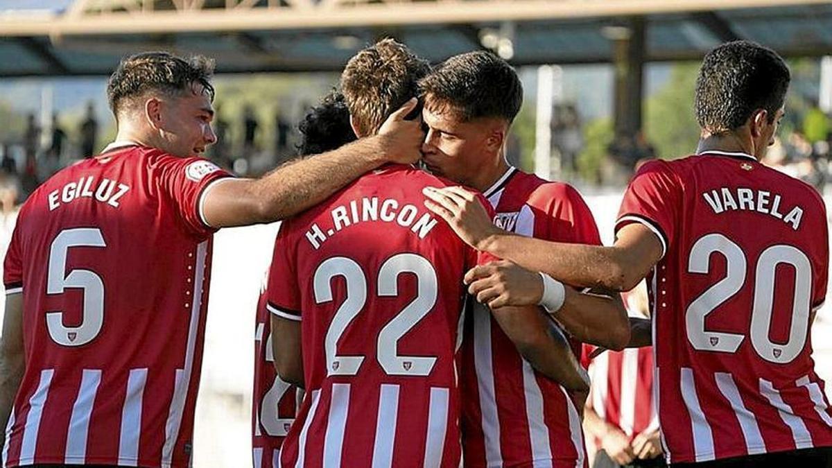 Hugo Rincón con la camiseta del Bilbao Athletic