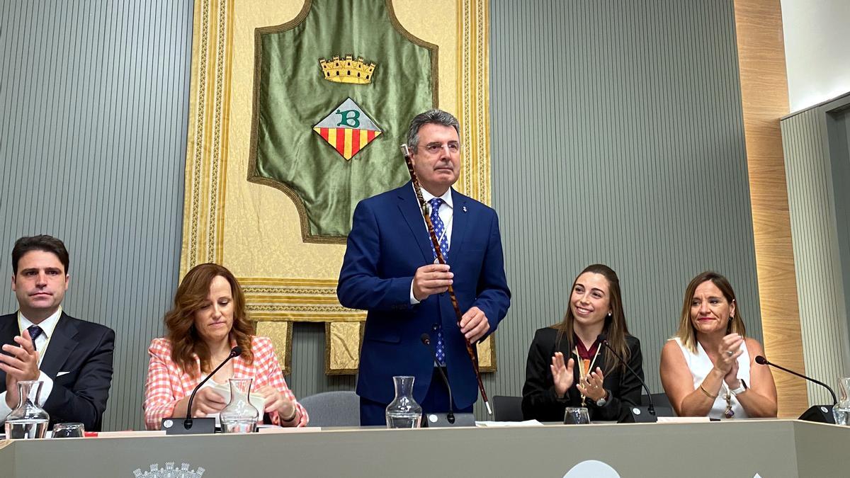L'alcalde de Banyoles, Miquel Noguer, després de tornar a ser investit; aquesta és la seva quarta majoria absoluta