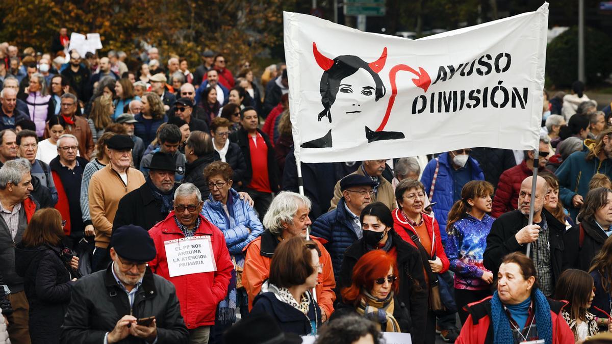 Madrid se levanta por la sanidad pública