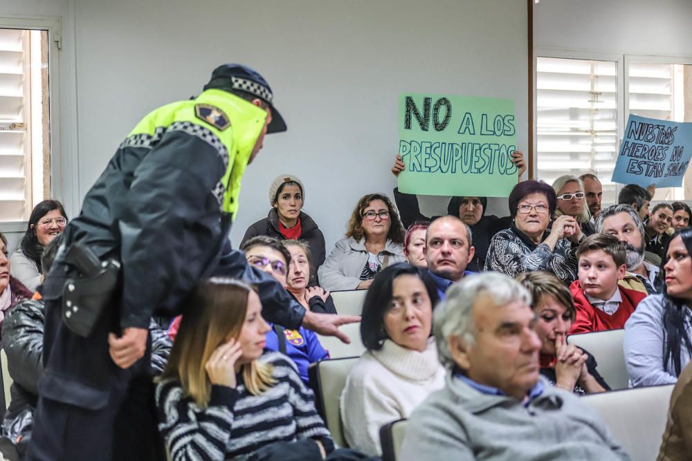 La Policía Local intervino para expulsar a un veci