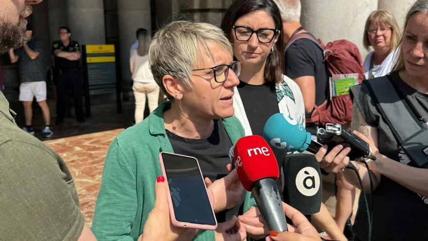 Compromís y PSPV exigen el cese inmediato de Cecilia Herrero tras la apertura de diligencias por sus tuits “racistas”