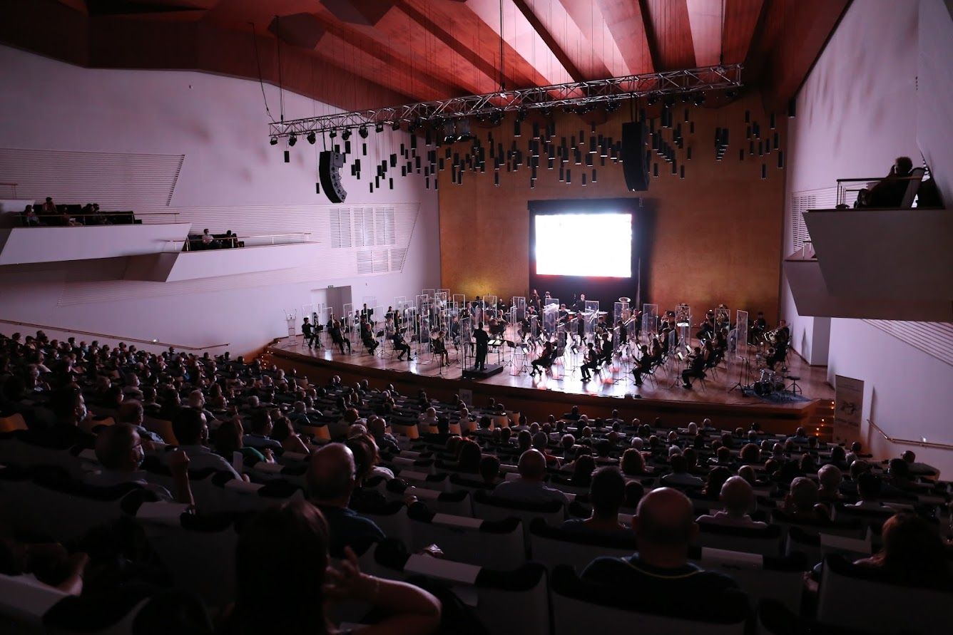 La Societat Musical L'Harmonia D'Alacant y Fafba reúnen a más de 600 personas en el ADDA